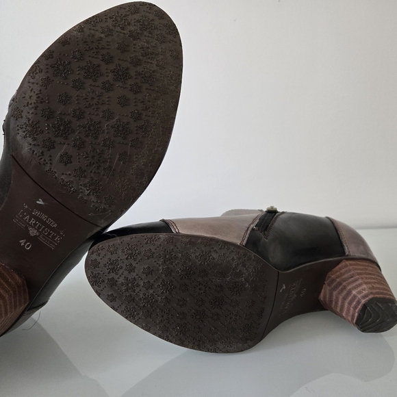 L' ARTISTE hand painted leather shoes, antique buttons.Brown/black.Size 40/9-9.5 - Picture 8 of 11